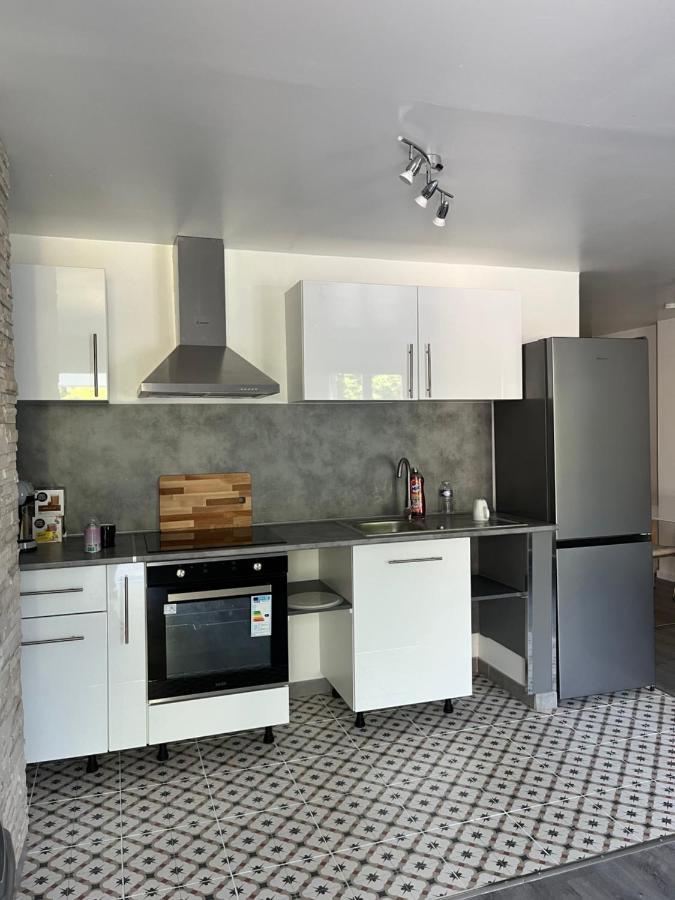 Superbe Appartement Au Bord Du Canal De St Quentin Сен-Кантен Екстер'єр фото